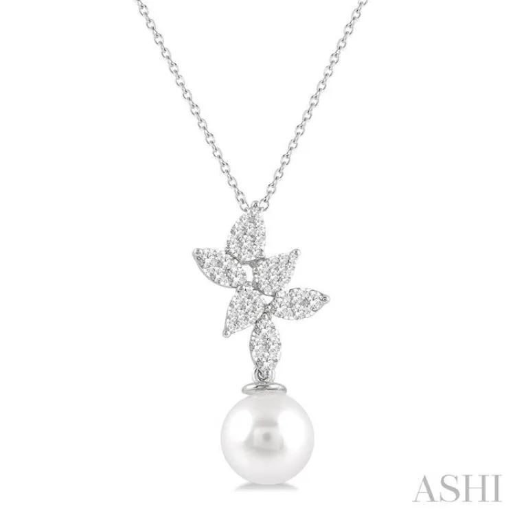 1/2 ctw Lovebright 9X9MM Cultured Pearl and Round Cut Diamond Fashion Pendant With Chain in 14K White Gold