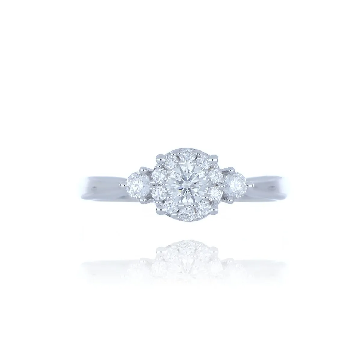 18ct White Gold 0.49ct Diamond Cluster Ring