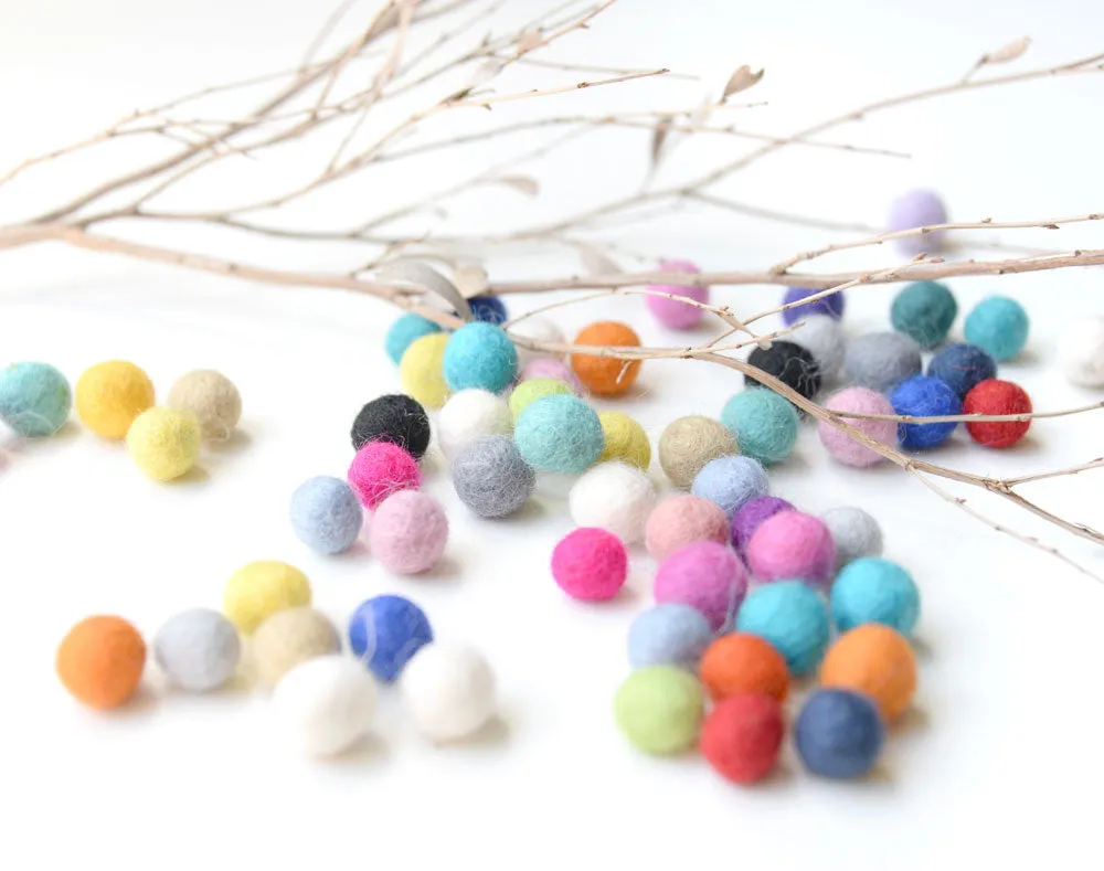 1cm Felt Balls Pom Poms. DIY Craft Supplies. Wool. Colourful. Handmade. Beads. Assorted
