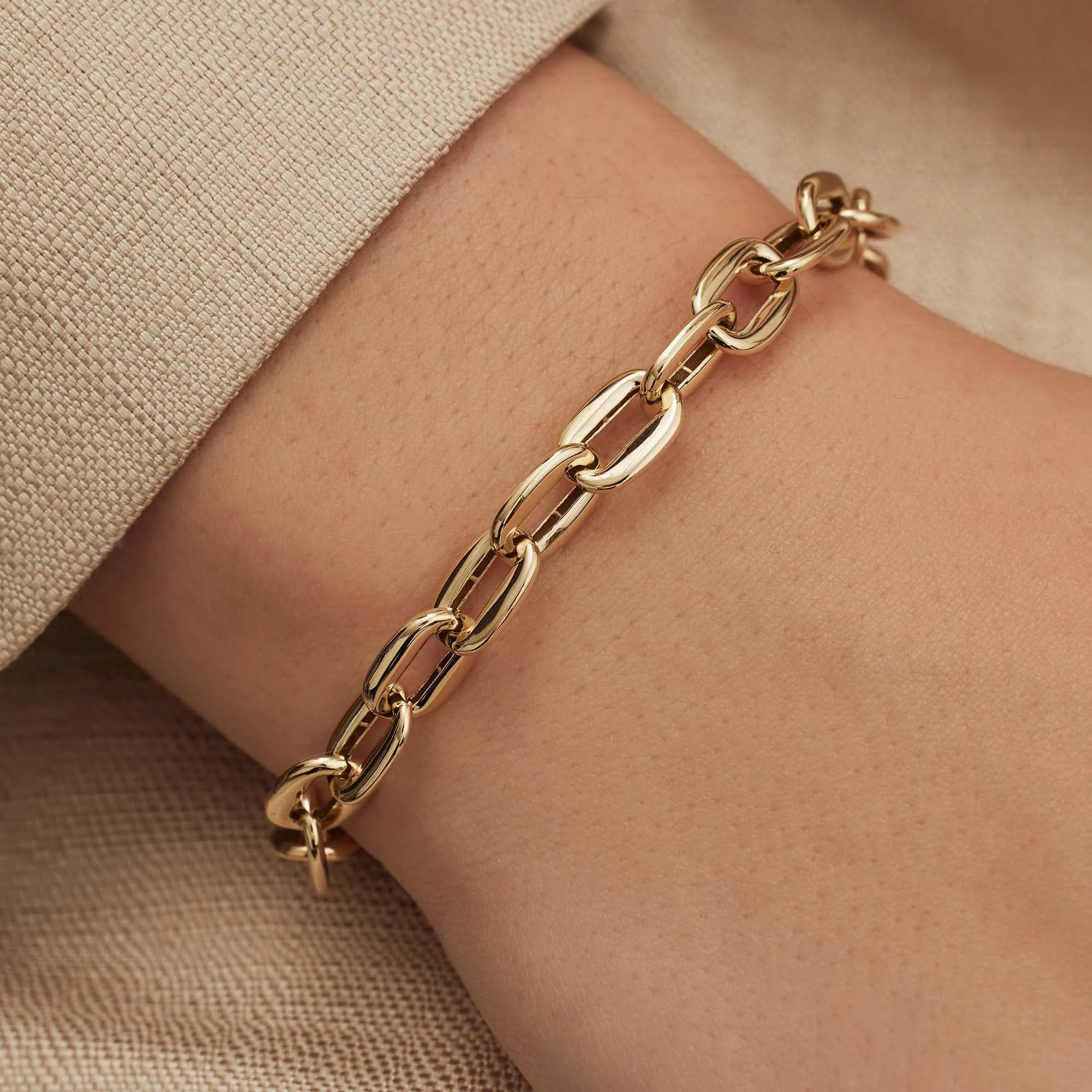Aidee Ìrene 14 karat gold link bracelet with round chains