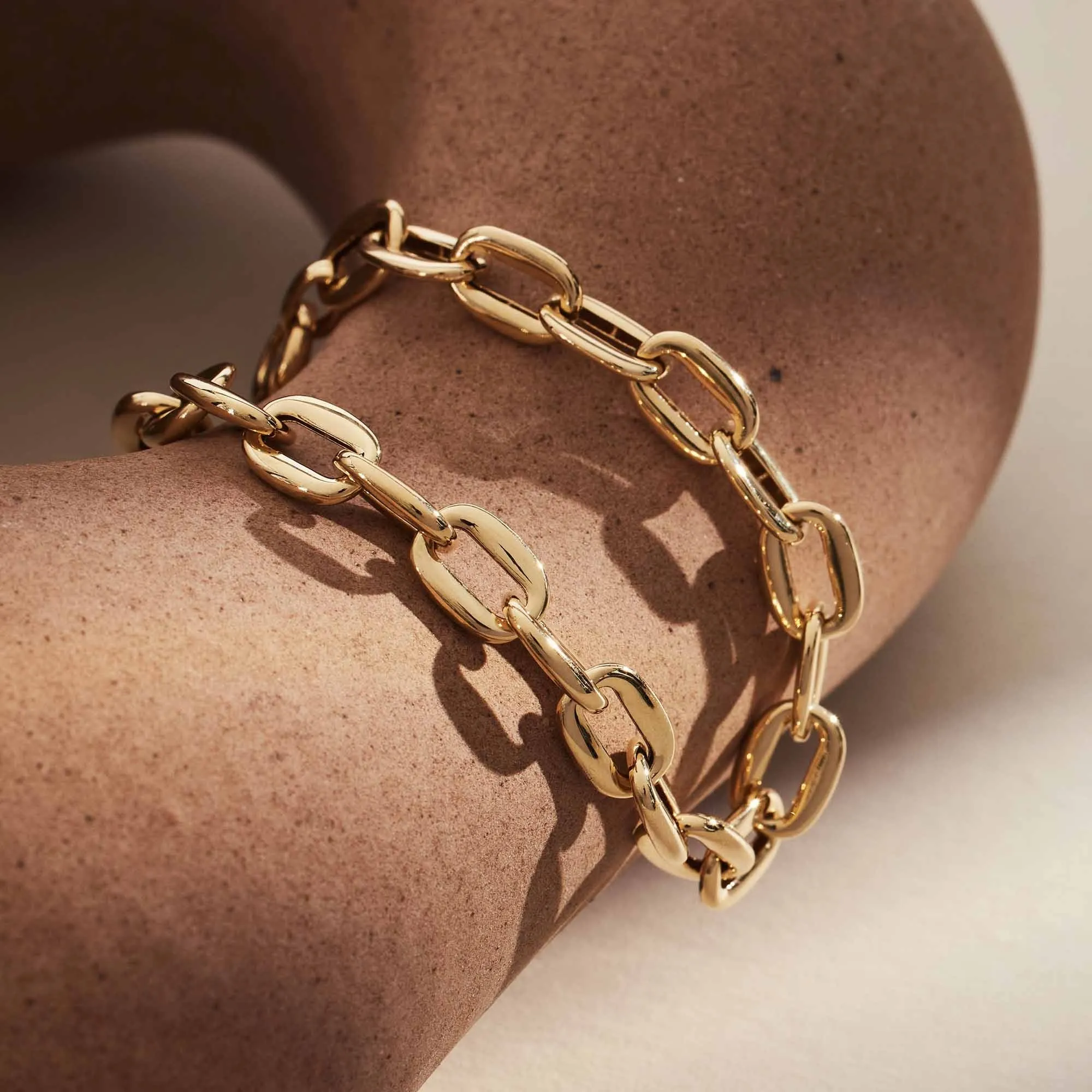 Aidee Ìrene 14 karat gold link bracelet with round chains