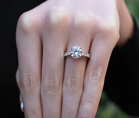 Ayana - Round Moissanite Engagement Ring