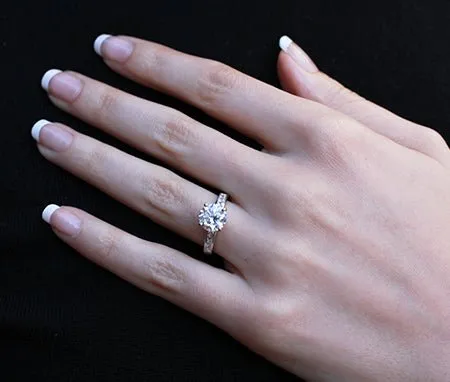 Ayana - Round Moissanite Engagement Ring