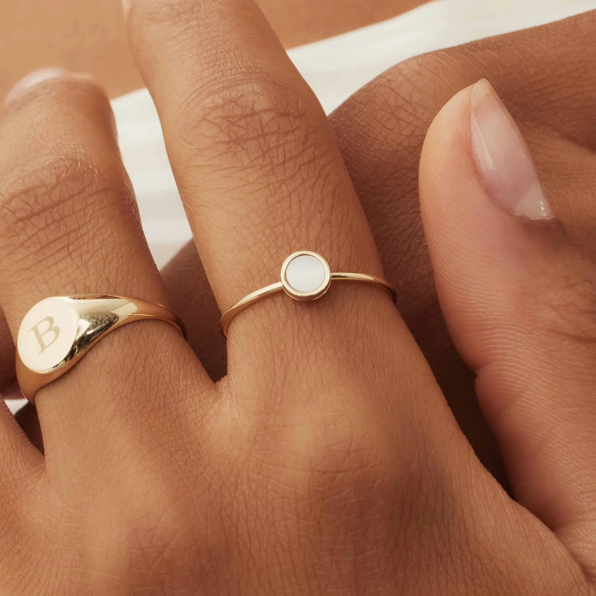 Belleville Nova 14 karat gold ring with mother of pearl