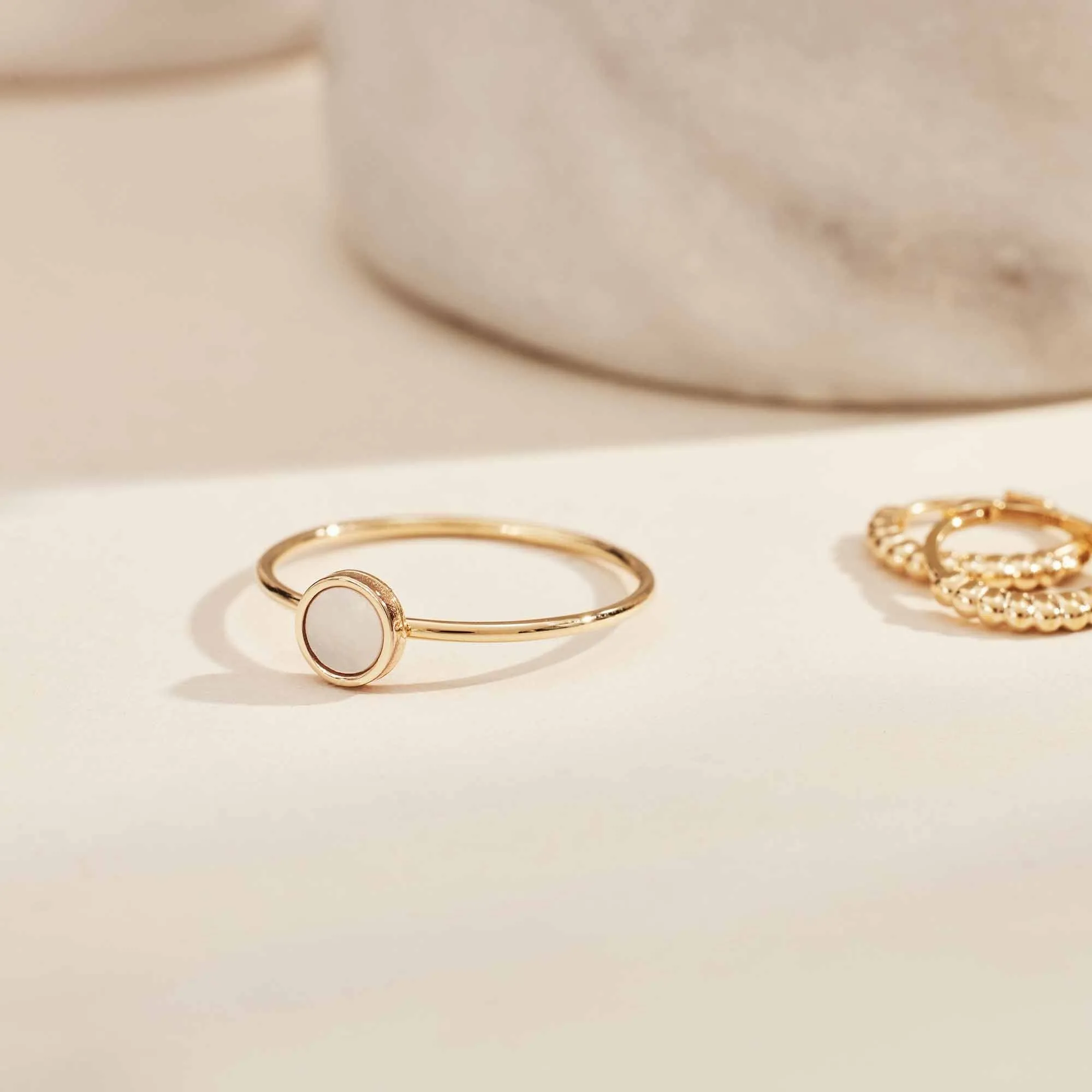 Belleville Nova 14 karat gold ring with mother of pearl