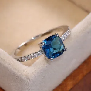Blue Stone Women Rings Elegant Engagement Jewelry Rings