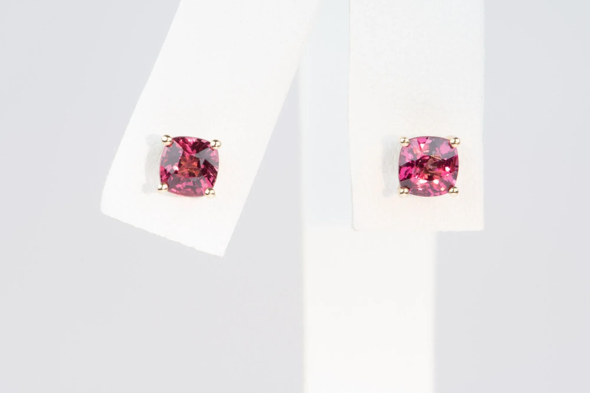 Bright Red Spinel Earrings 14K Gold R3218