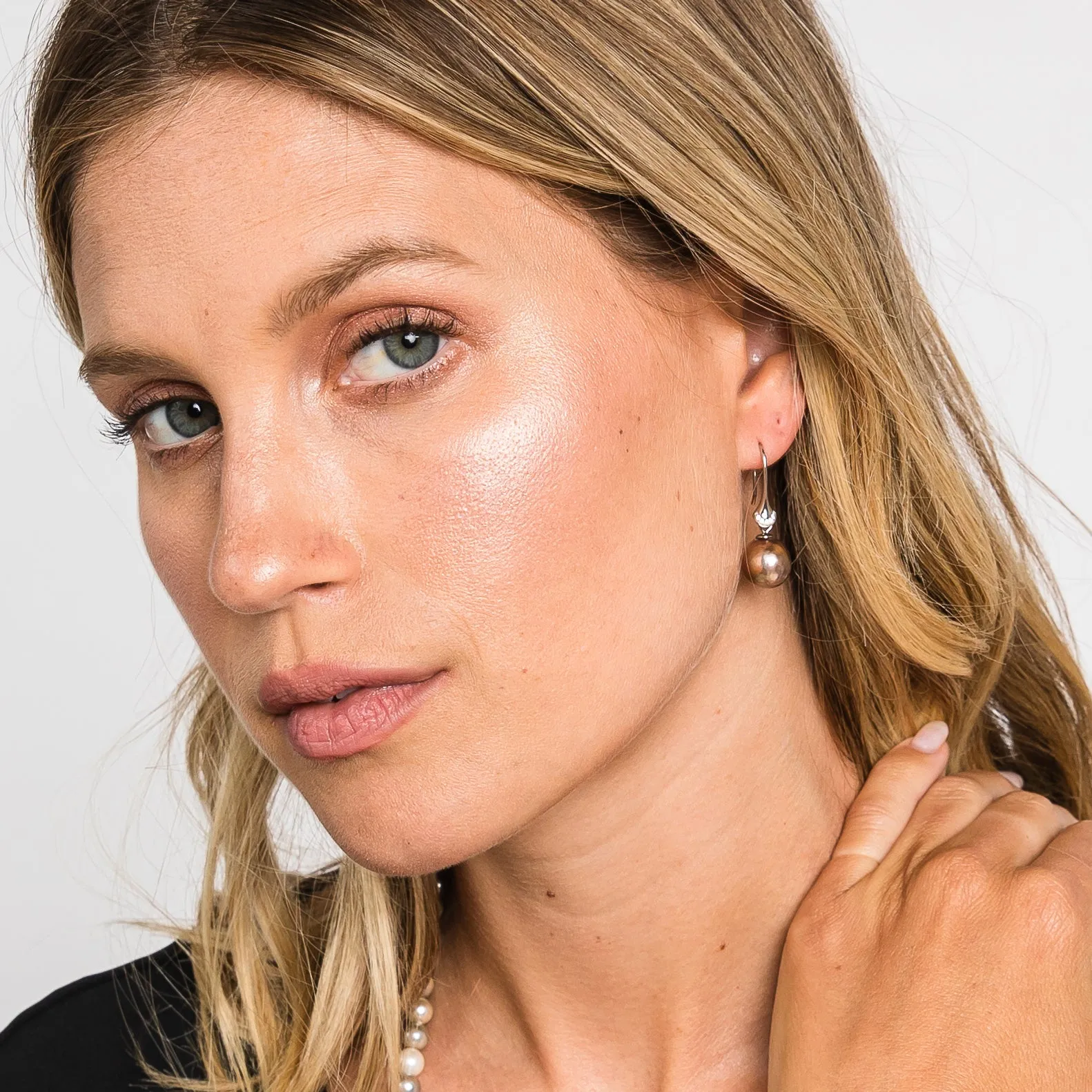 Cindy Fresh Water Baroque Pearl Drop Earrings