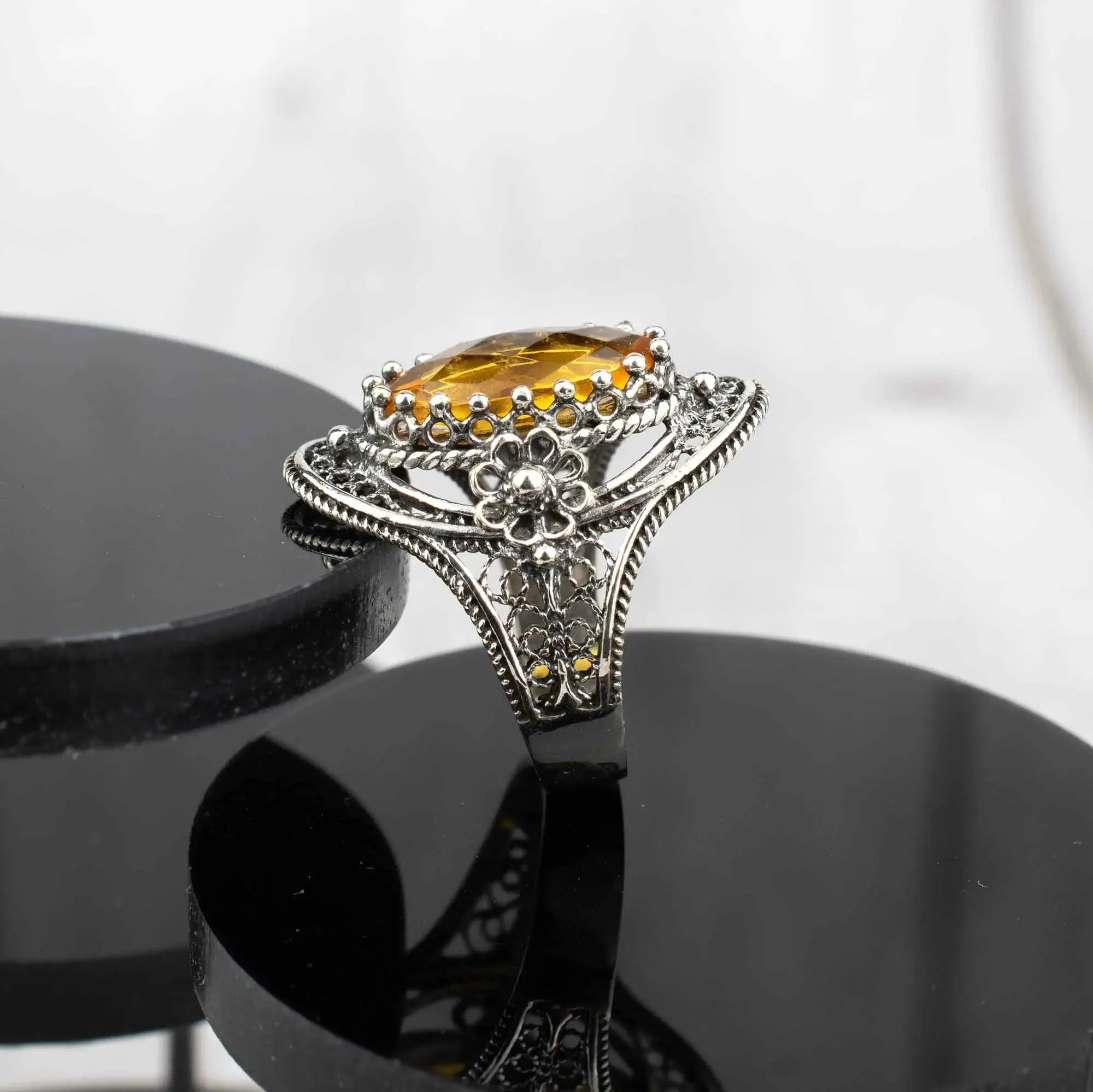 Citrine Gemstone Sterling Silver Women Statement Ring with Daisy Figures
