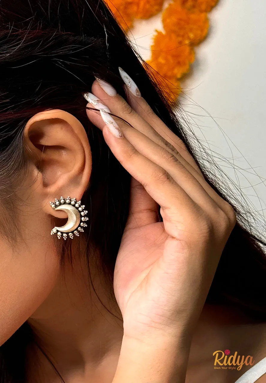Daana Details Crescent Shaped Stud Earrings