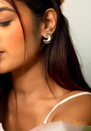 Daana Details Crescent Shaped Stud Earrings