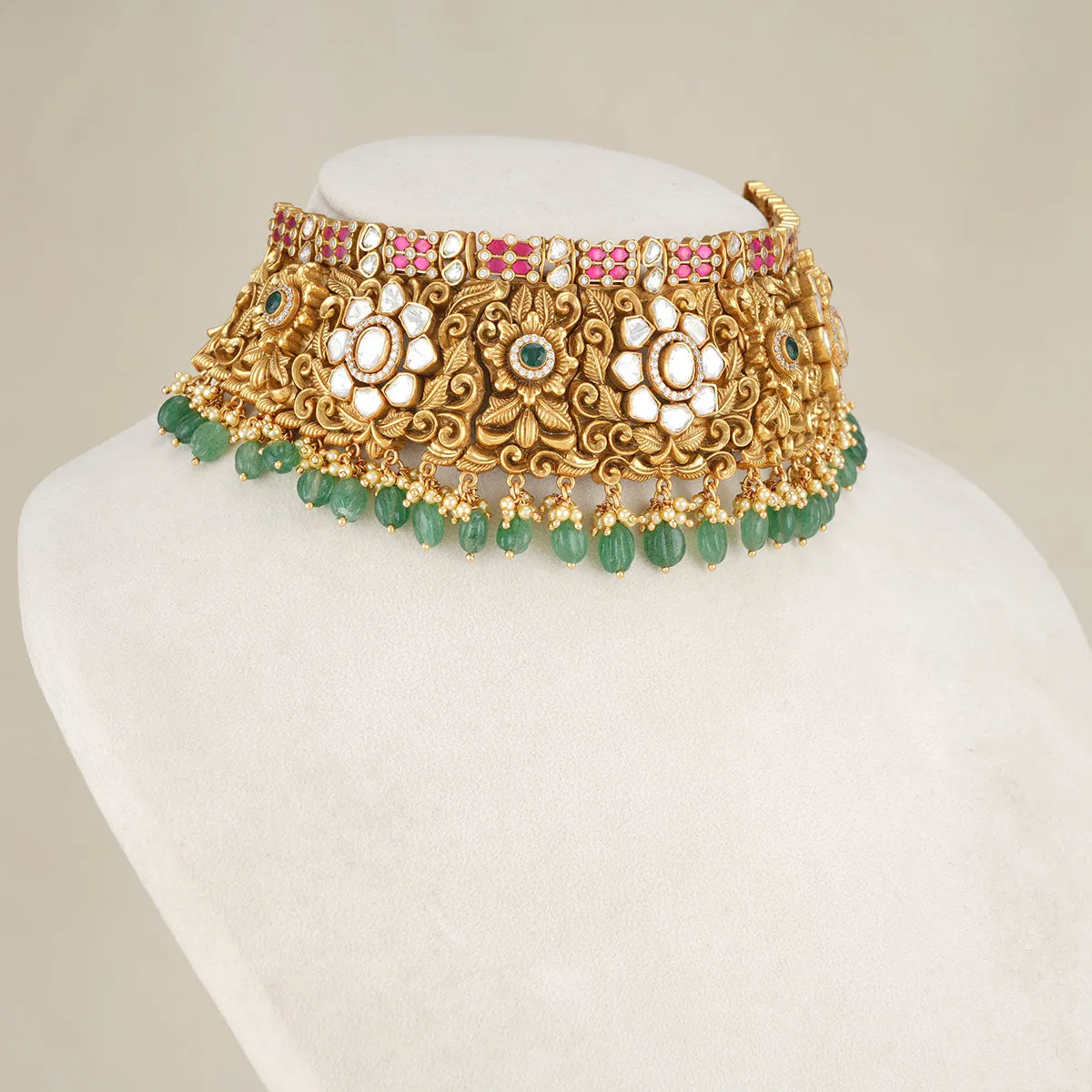 Dishan Nagas Choker Set