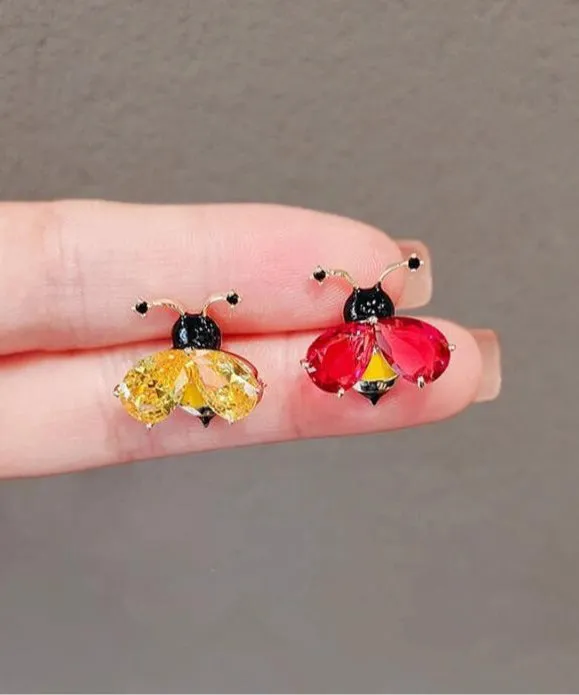 DIY Yellow Alloy Crystal Little Bee Brooches AB1067