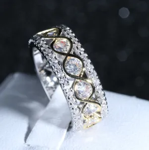 Elegant Female Zircon Stone Ring