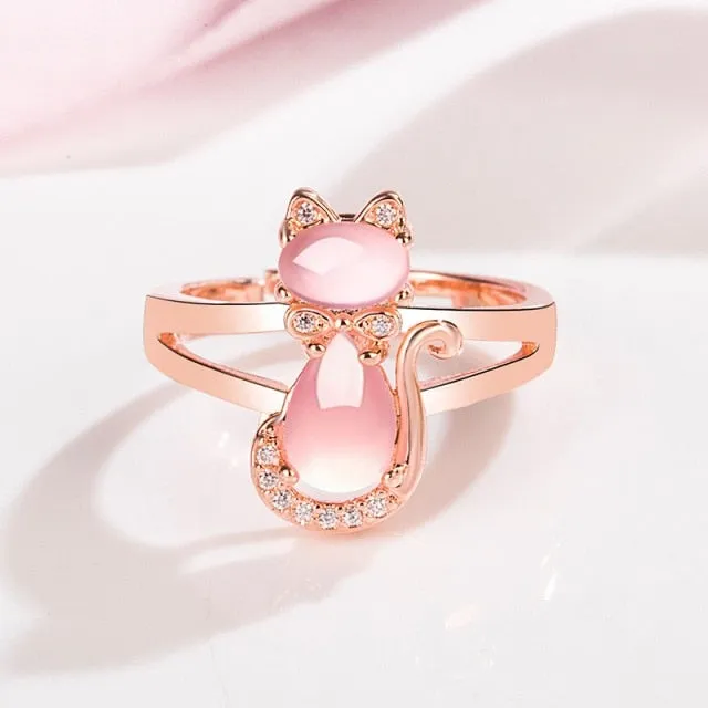 Elegant Pink Cat Ring
