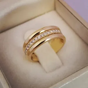 Elegant Ring with Double Zirconia