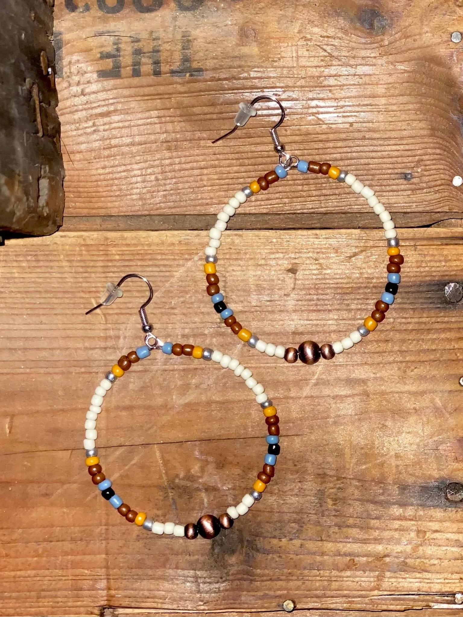 EVERYDAY BEADED HOOPS