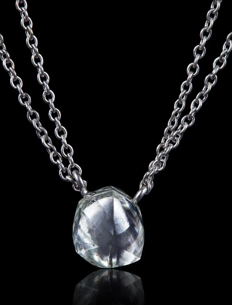 Floating Diamond – <strong>1.72 ct.</strong>