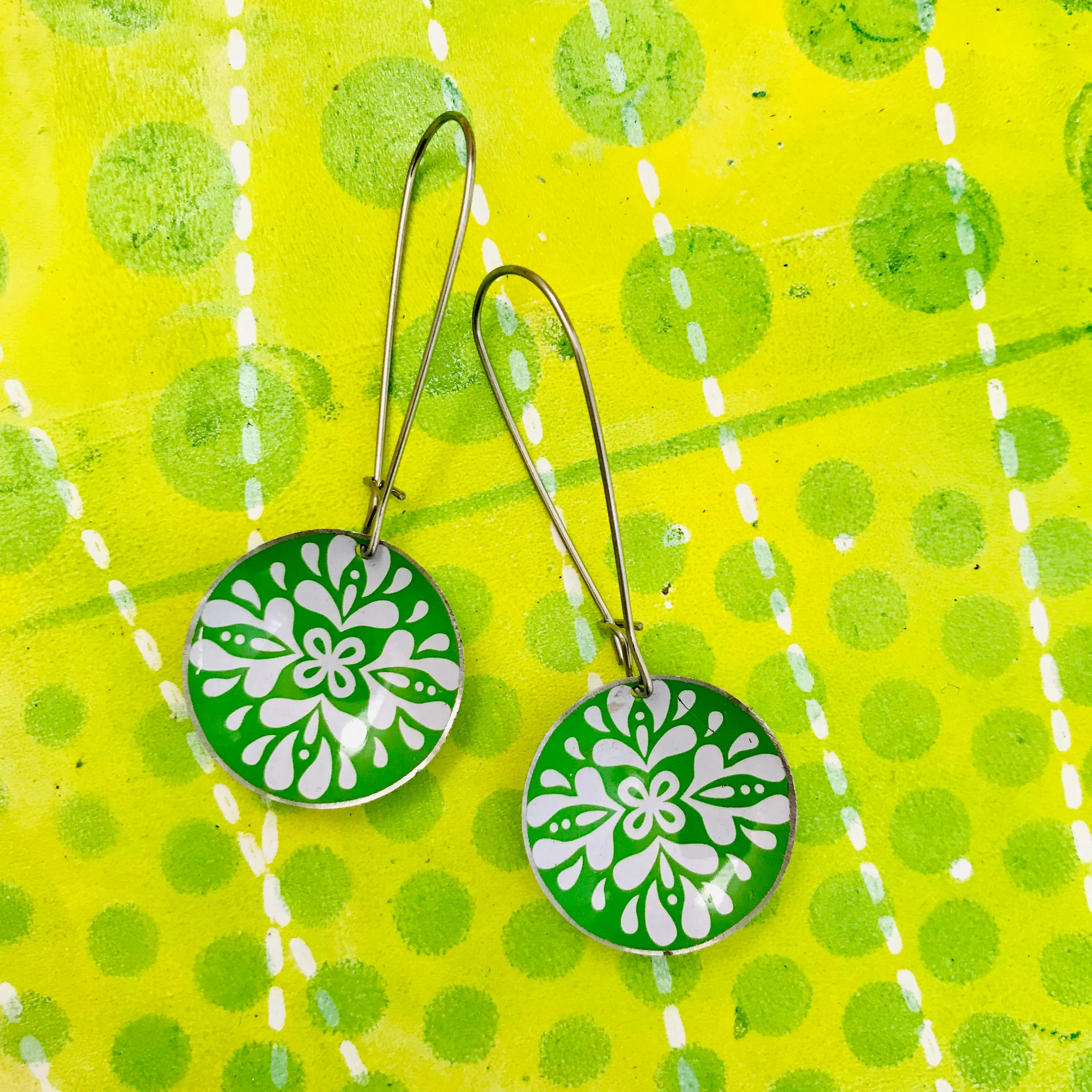 Fresh Green Starburst Medium Basin Earrings