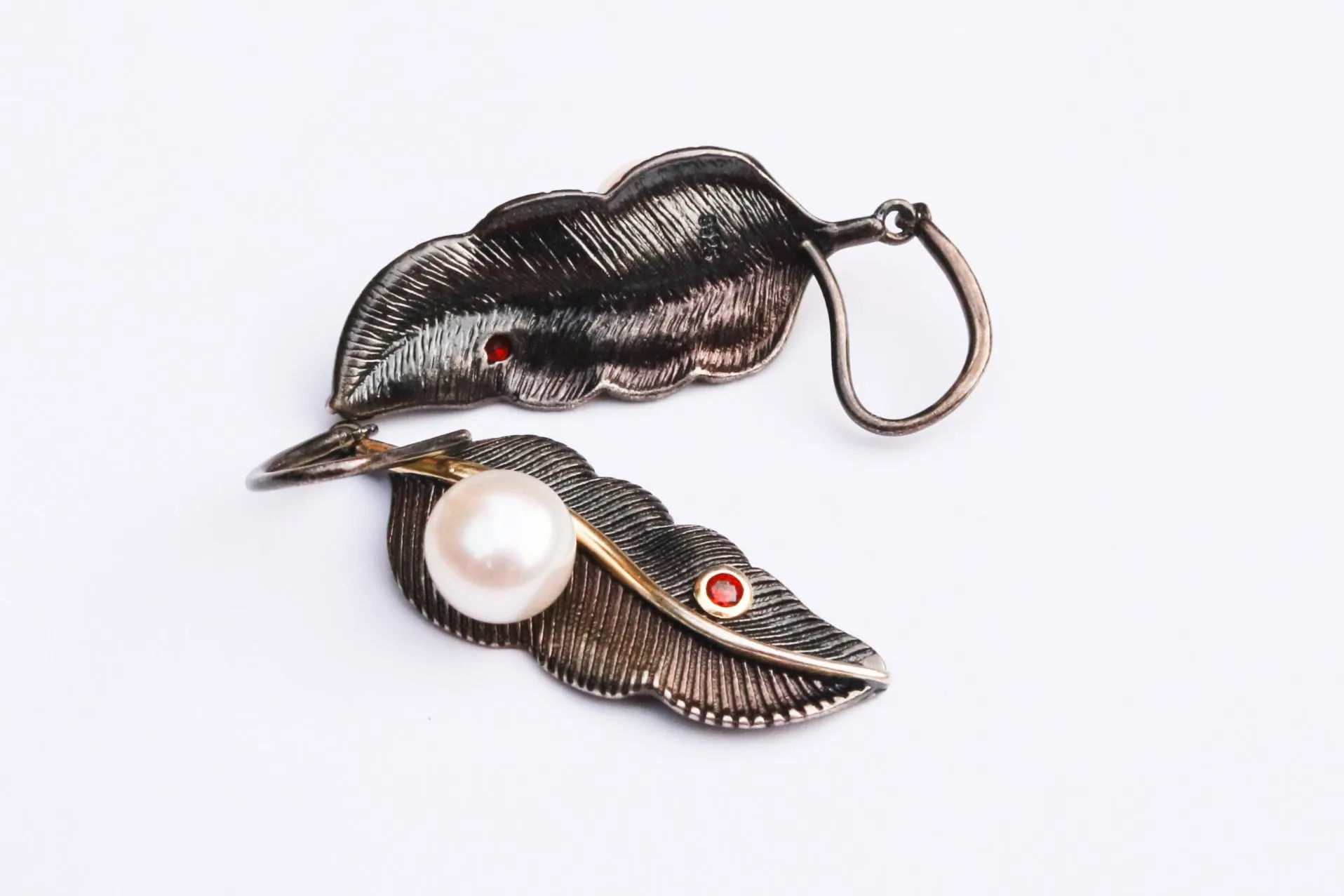 Fresh Water Pearl Earrings Leaf Dangling Oxidized Sterling Silver Garnet Jewelry 1.92" 8.7 gram