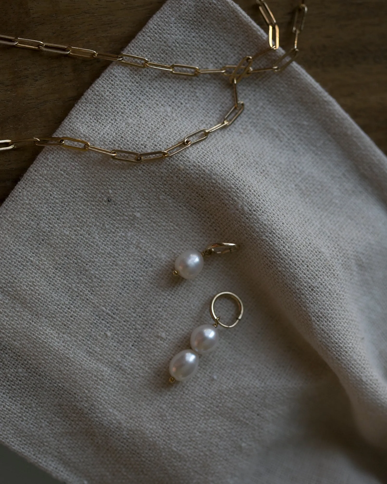 Fresh water Pearl Hoops
