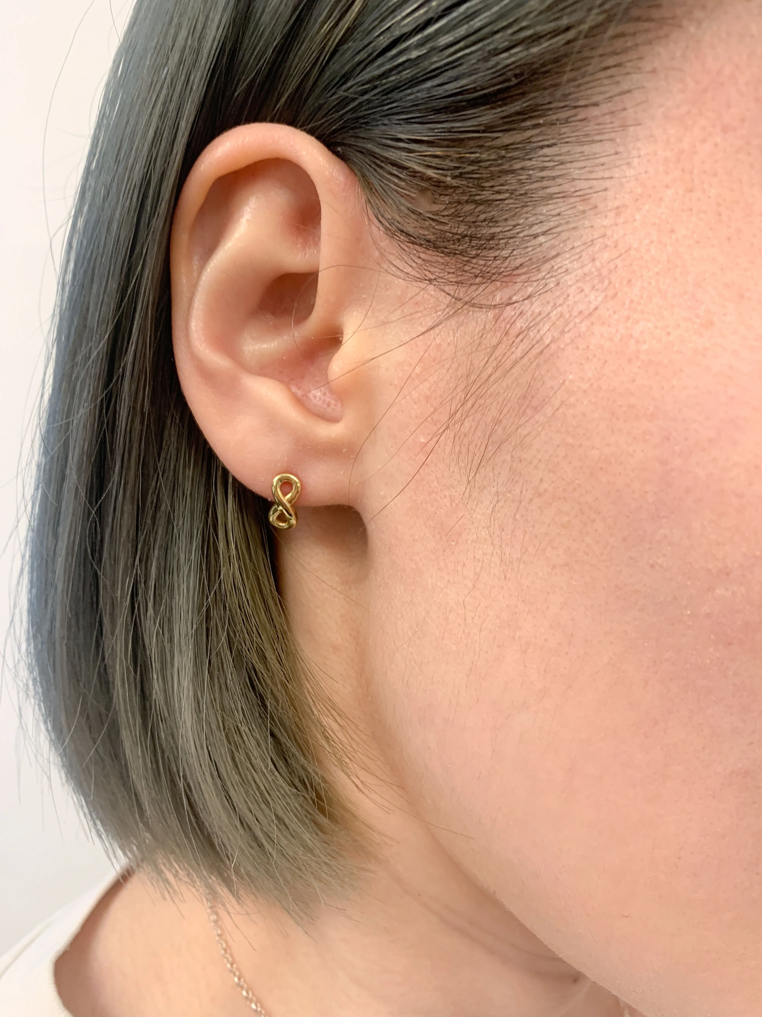 Gold Infinity Earring - Minimalist Infinity Studs - Gold Everyday Earrings