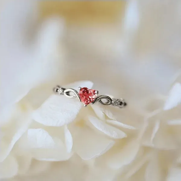 Huitan Classic Women’s Heart Ring with Zircon Stone