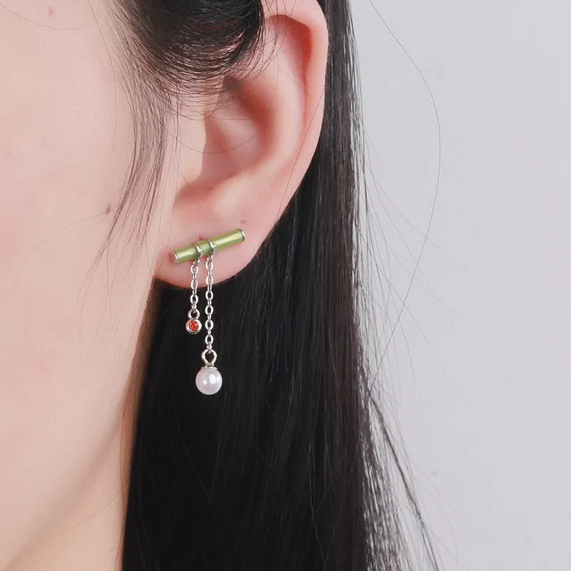 Korean Fresh Asymmetric Modelling Drop Earrings