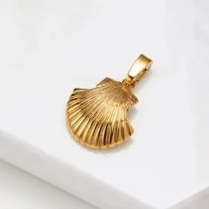 Large Shell Charm - Gold
