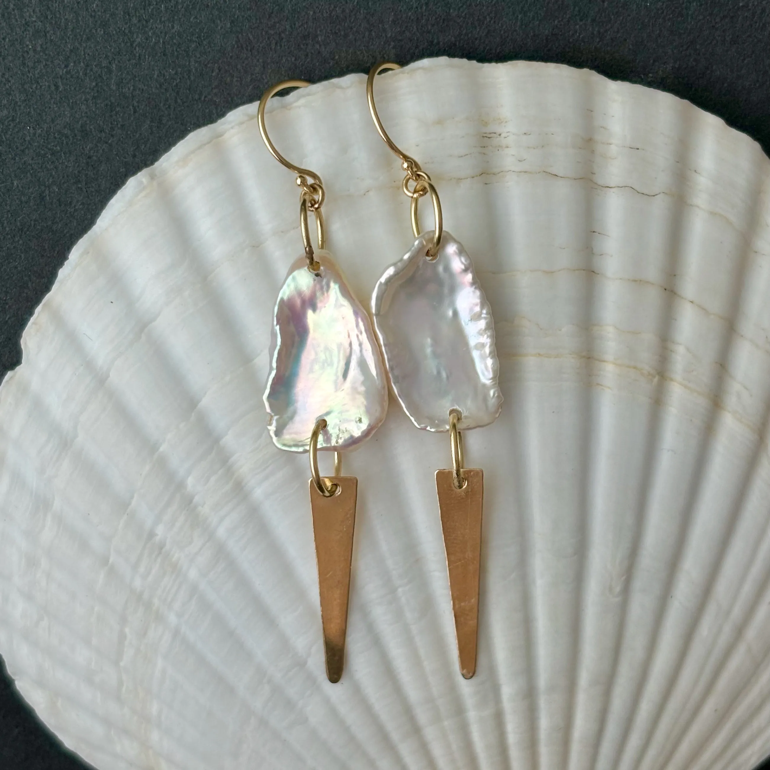 METALLIC FRESHWATER KESHI DAGGER EARRINGS IN 14K GOLD