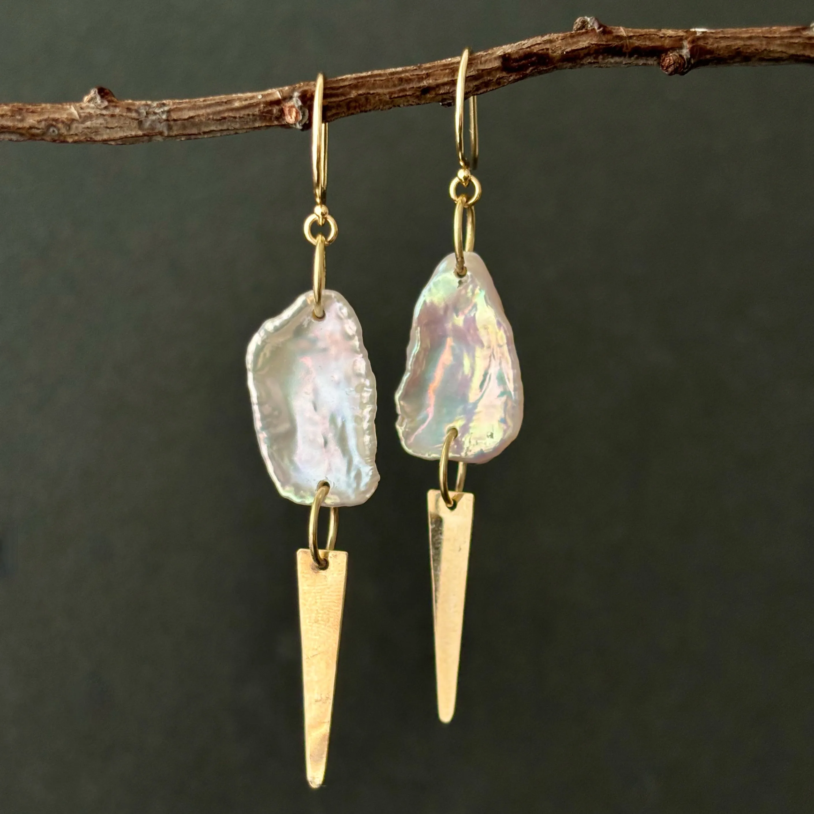 METALLIC FRESHWATER KESHI DAGGER EARRINGS IN 14K GOLD