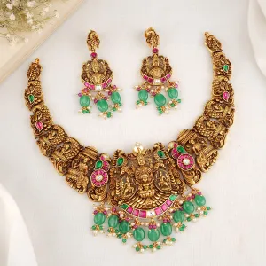Mithuna Short Necklace Set