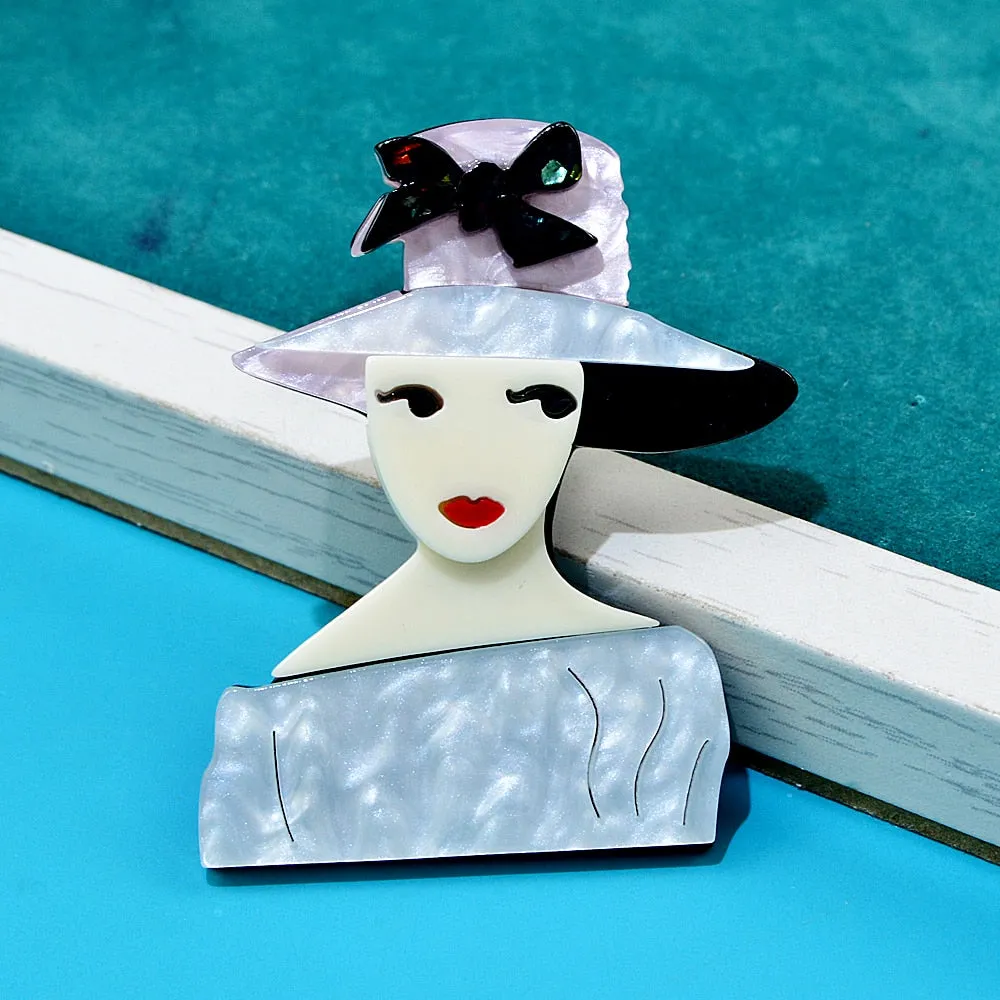 New Fashion Sexy Lady Brooch Pins For Women Creative Acrylic Cartoon Cute Figure Brooches