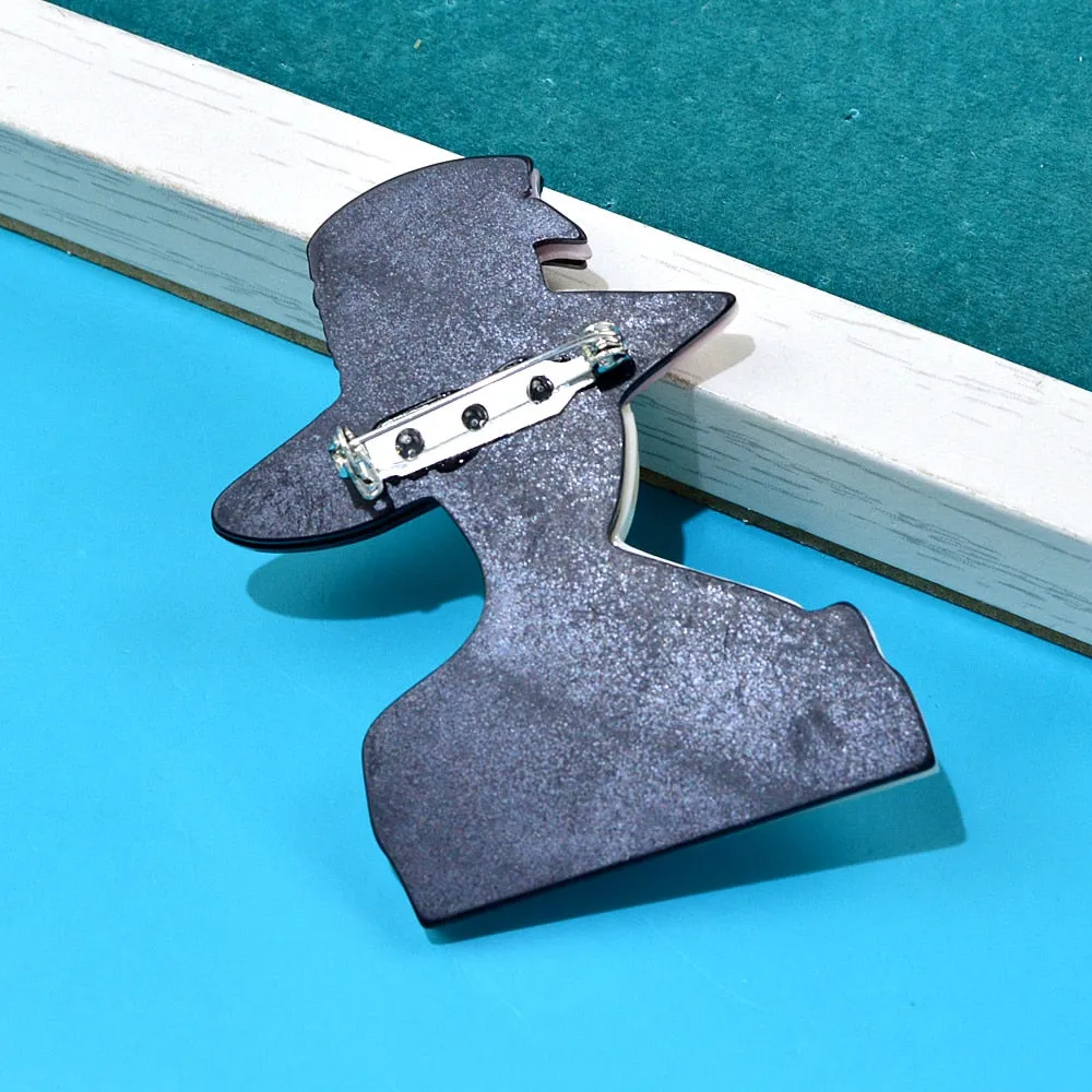 New Fashion Sexy Lady Brooch Pins For Women Creative Acrylic Cartoon Cute Figure Brooches