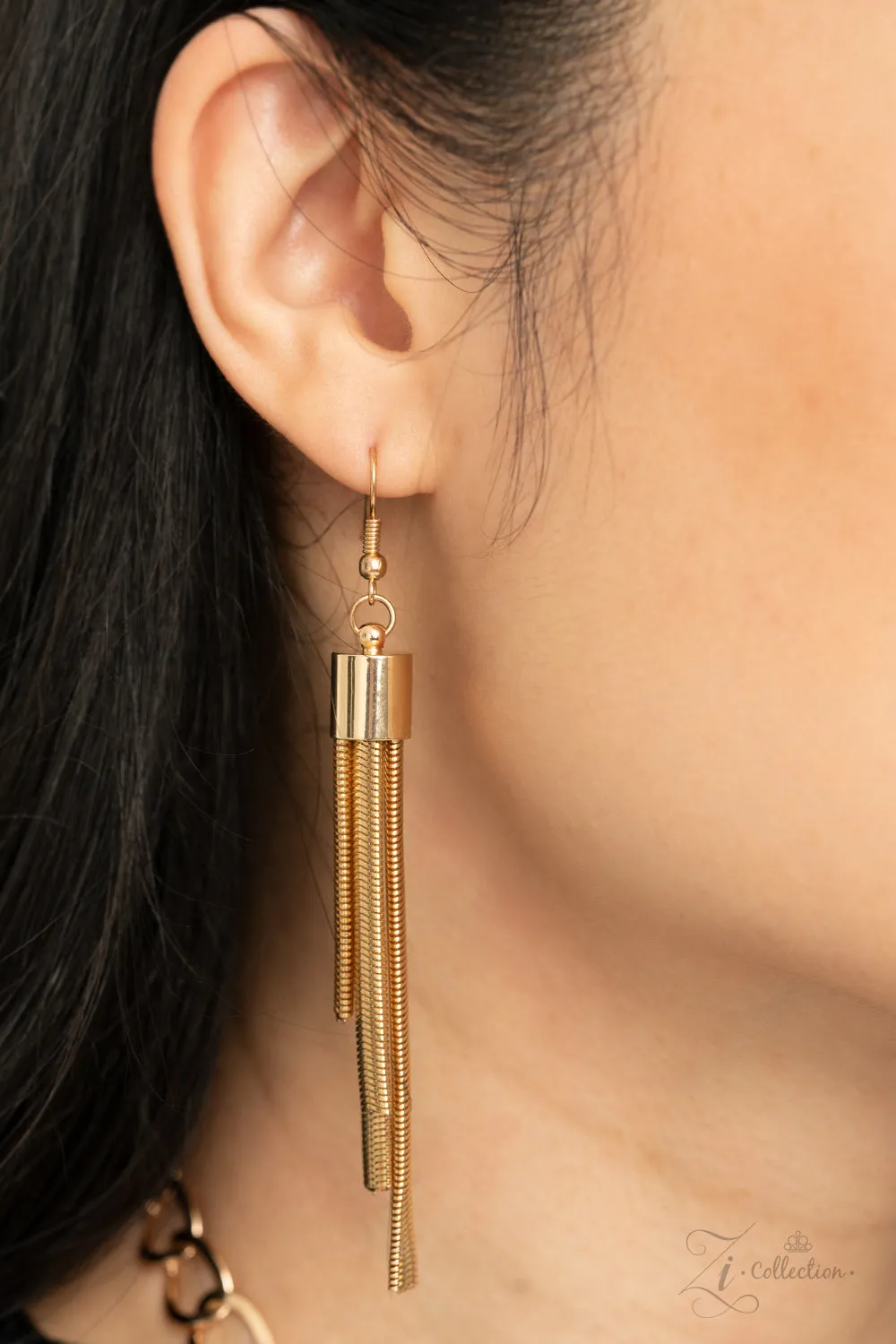 Paparazzi Commanding 2020 Zi Collection Gold Necklace
