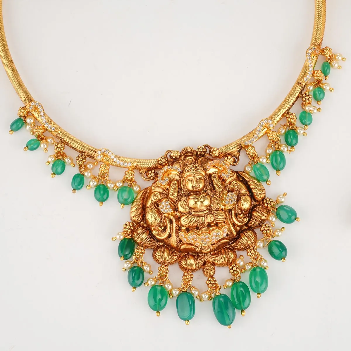Pretty Short Necklace