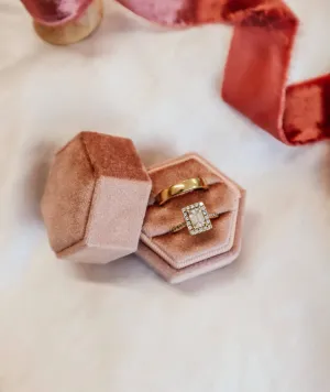 Rose Velvet Double Ring Box