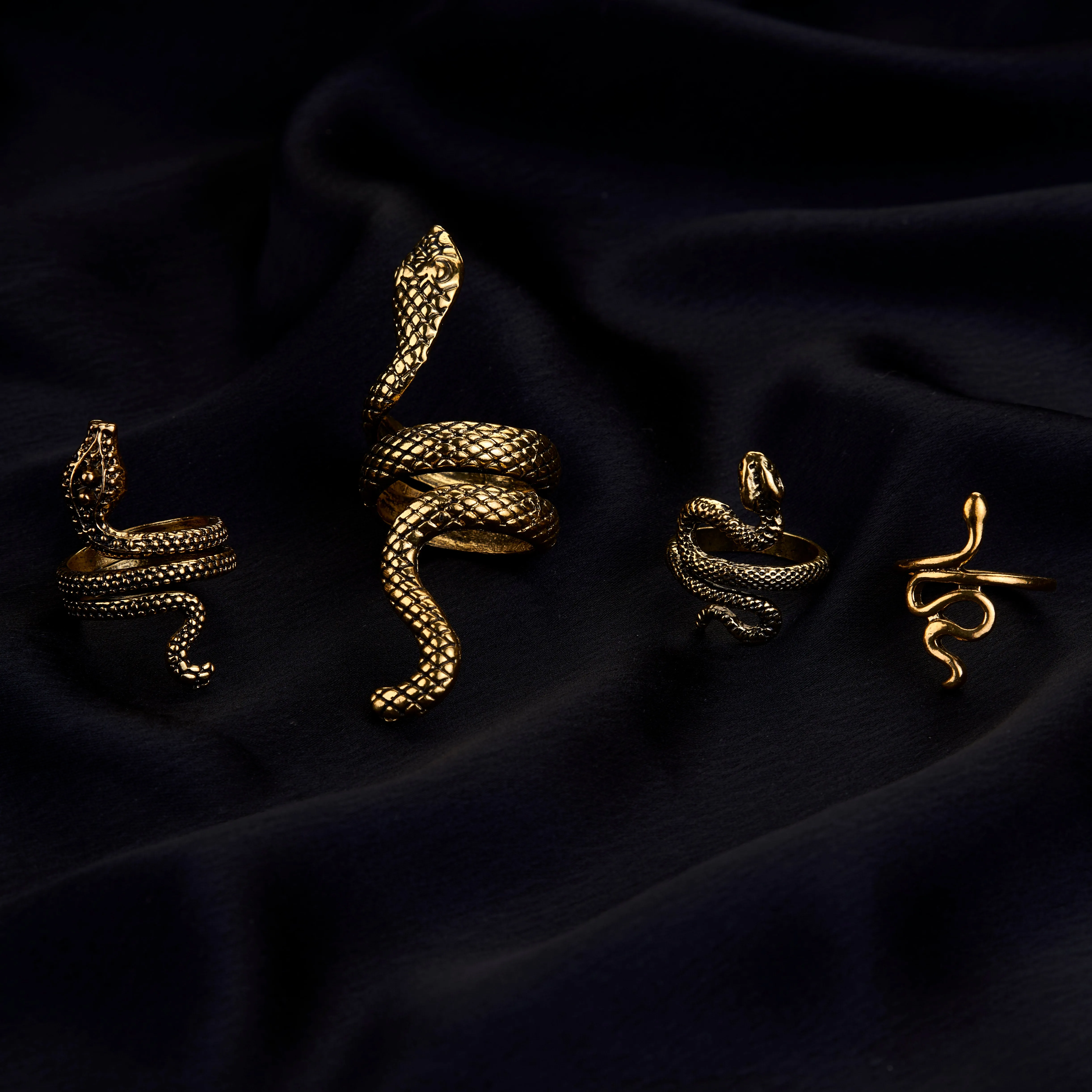Serpentine Gold Plated Grace Ring (Pack of 4)