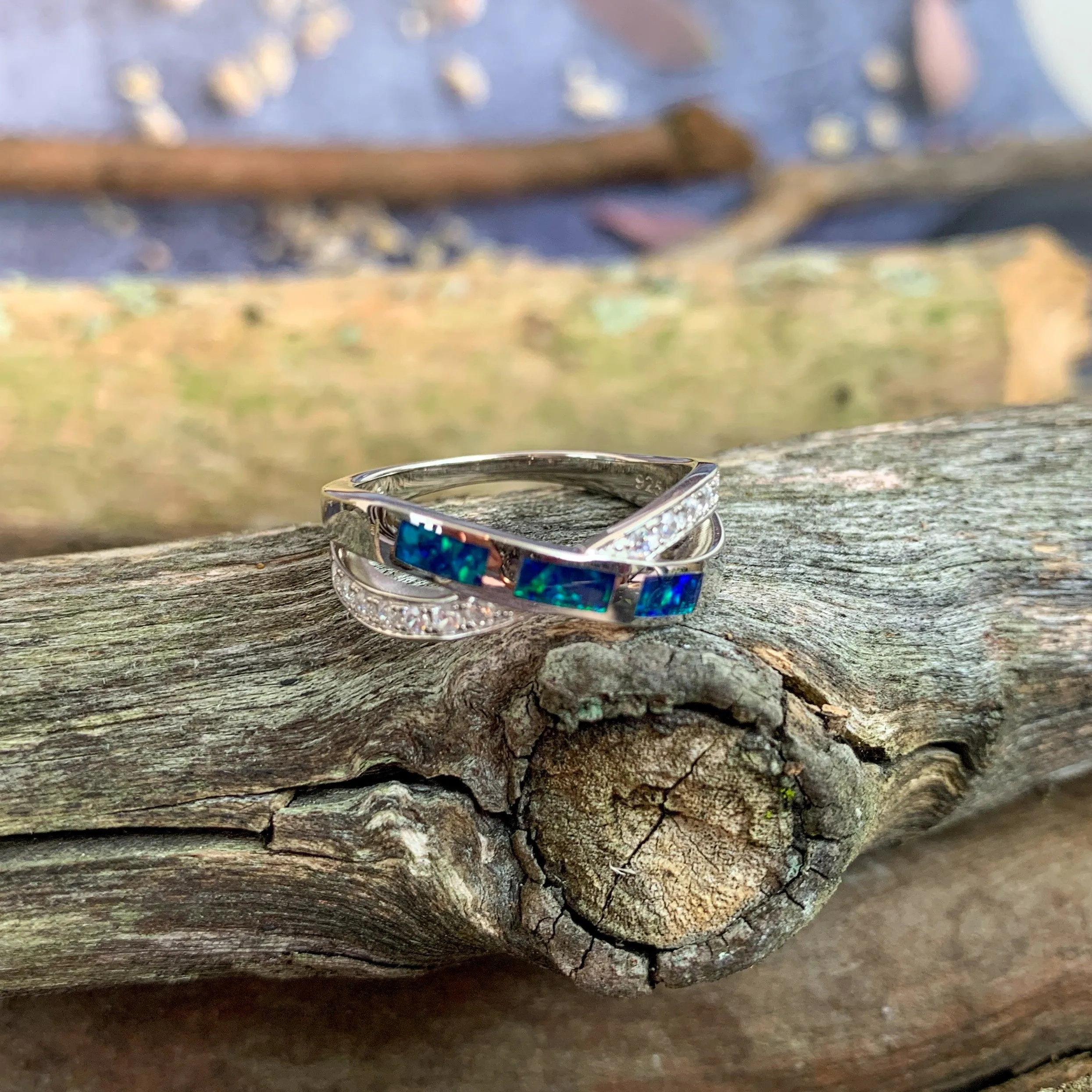 Sterling Silver Opal cross over inlay ring