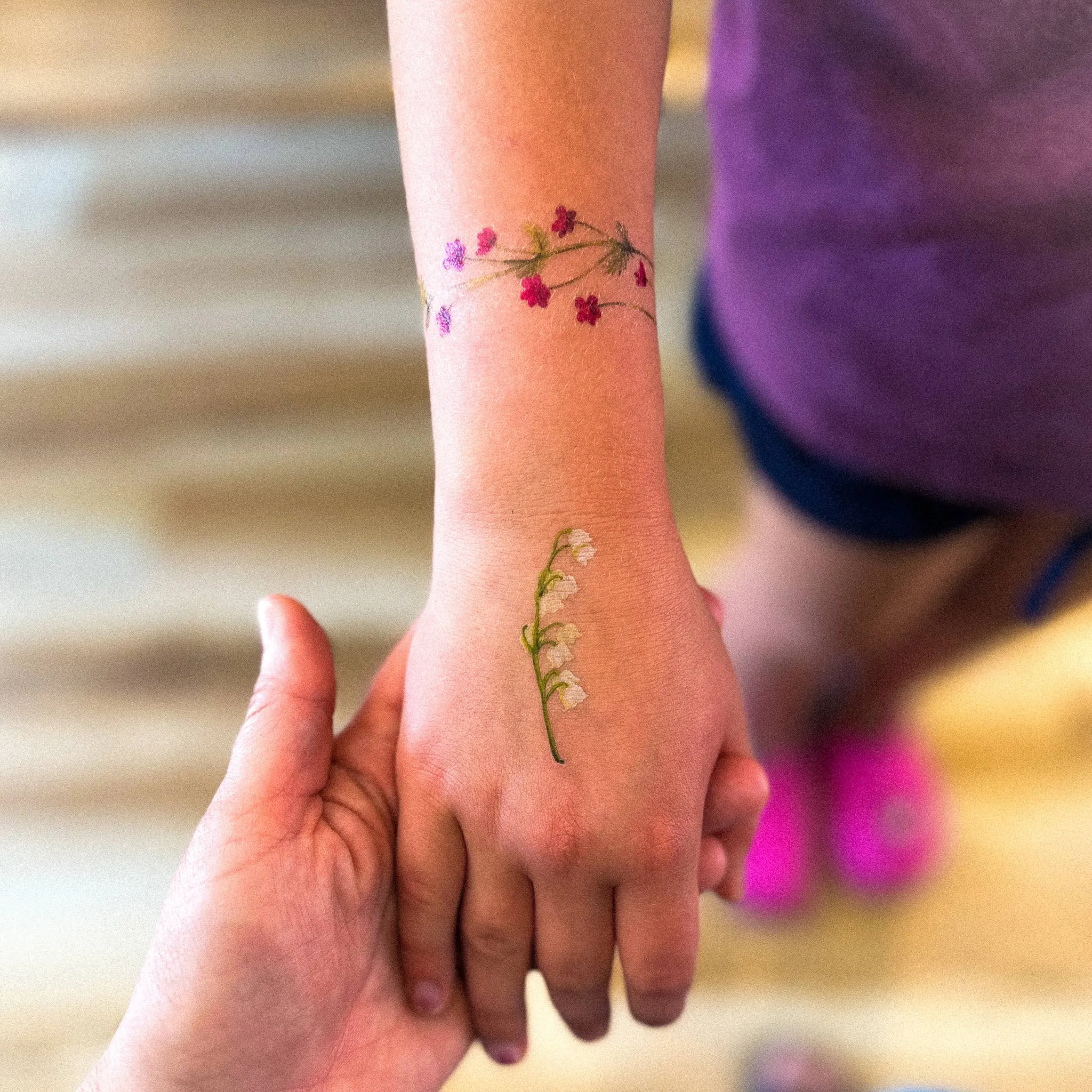 Temporary tattoos - Delicate flowers