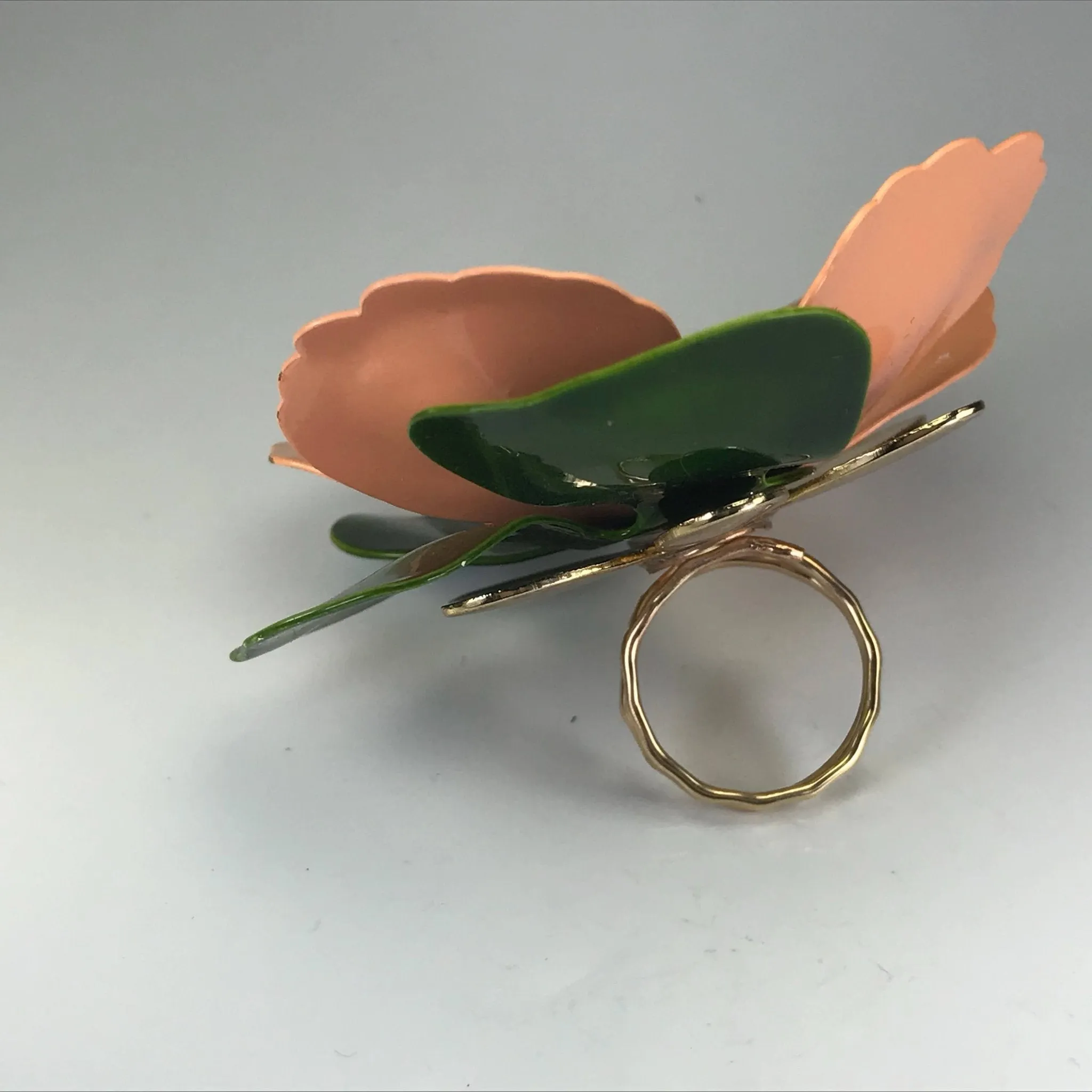 Upcycled Vintage Flower Ring. Water Lily Flower Ring. Vintage Recycled Jewelry. Sarah Coventry