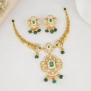 Uthitha Short Necklace Set