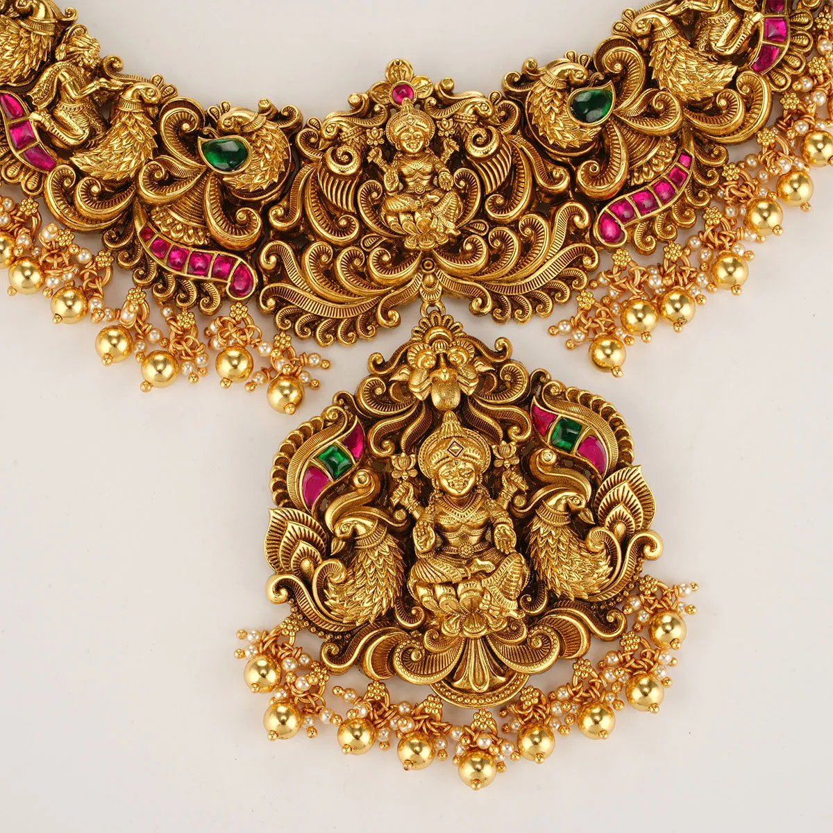 Vidya Short Necklace Set