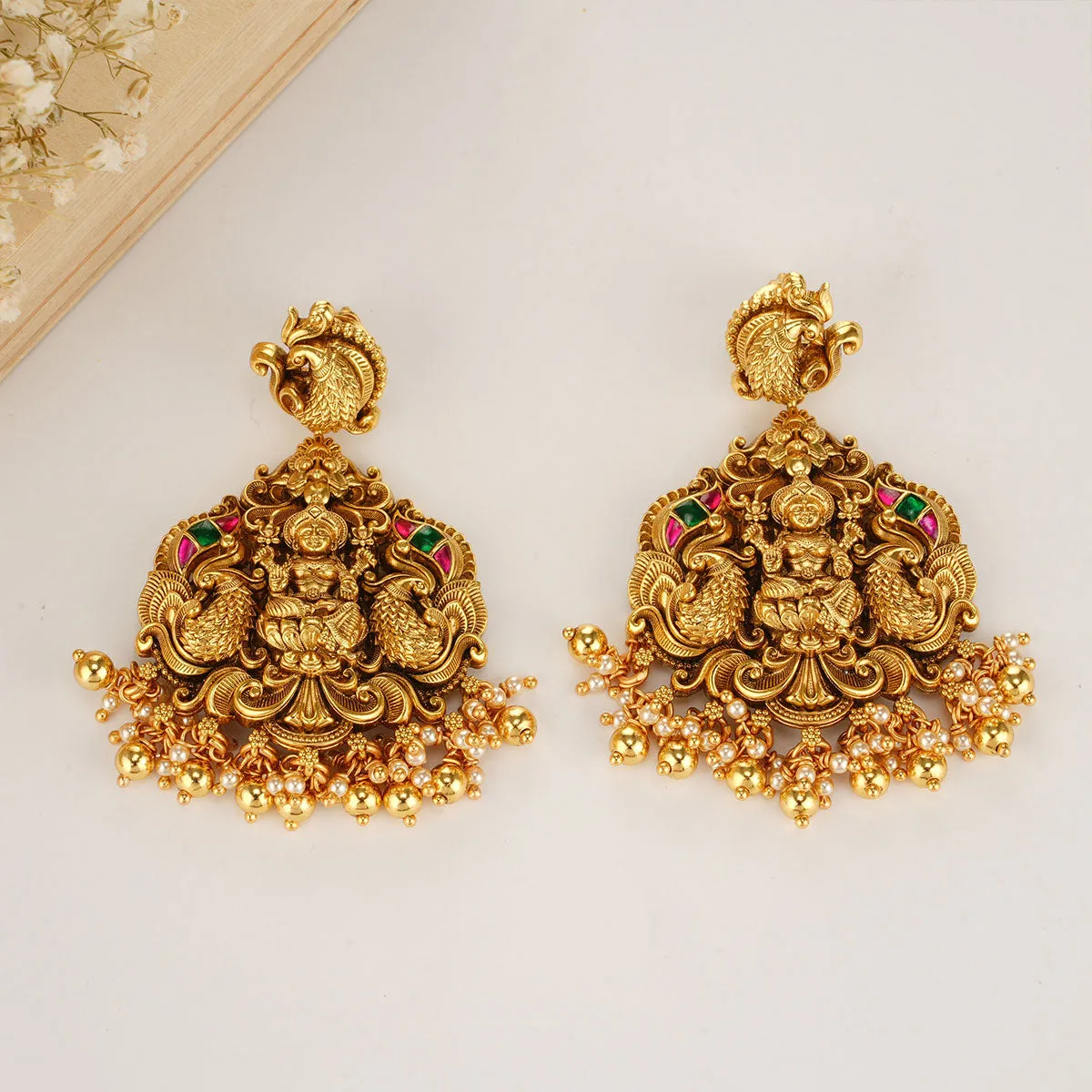 Vidya Short Necklace Set
