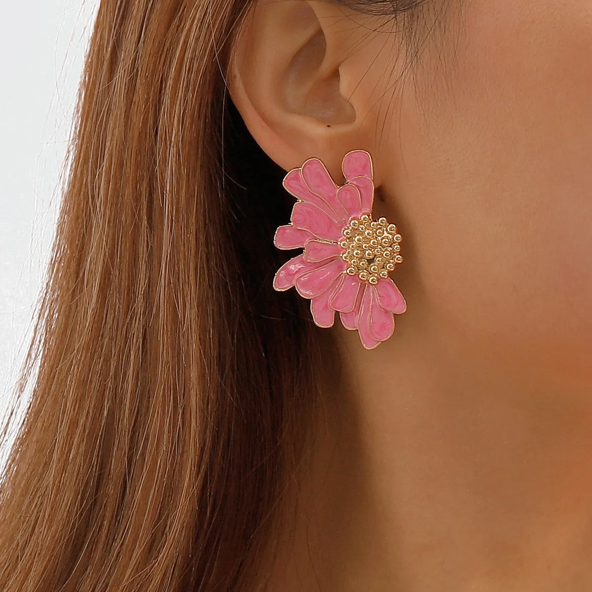 Vintage alloy floral stud earrings women's temperament textured floral earrings